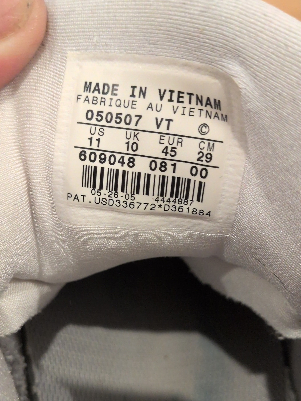 Damaged Nike Air Max 95  Gray Orange Men's Size 11 609048081 - Picture 9 of 12
